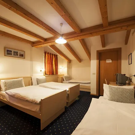 Col Da La Отель 2*